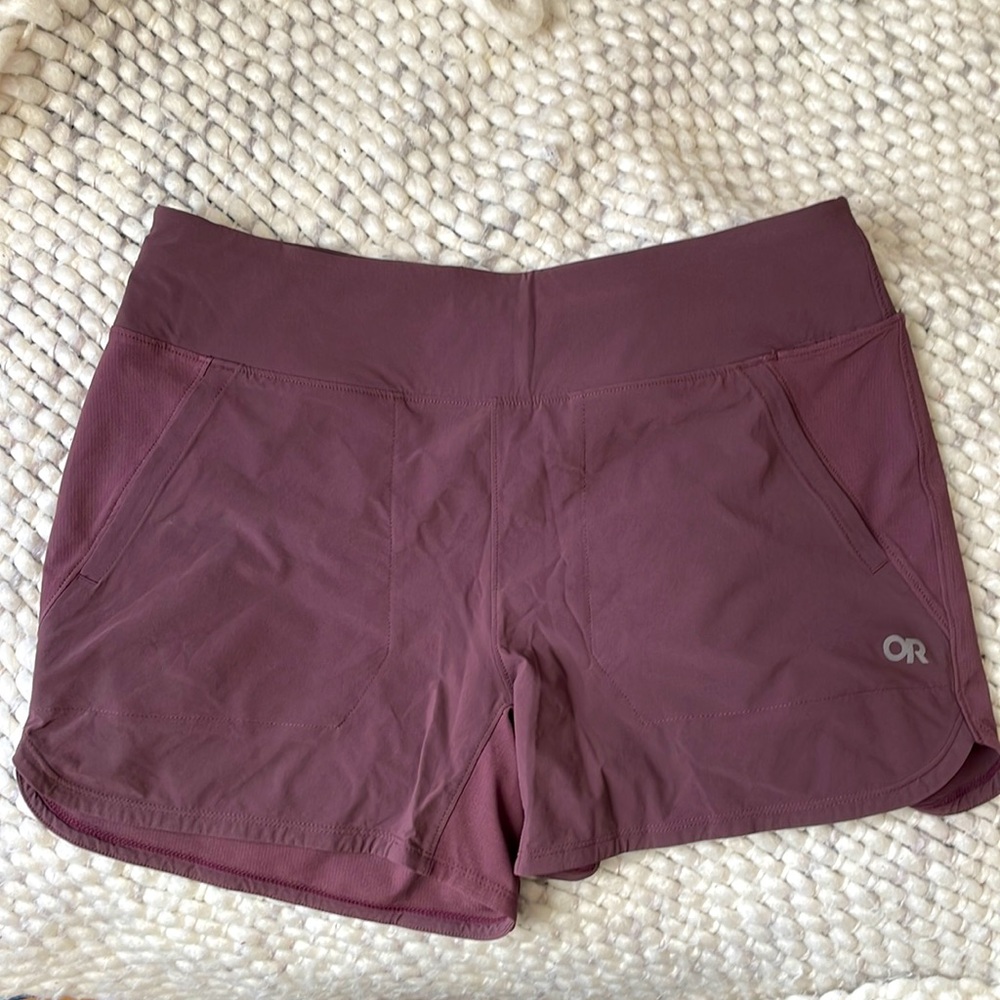 Outdoor Research Burgundy Workout Shorts Size M